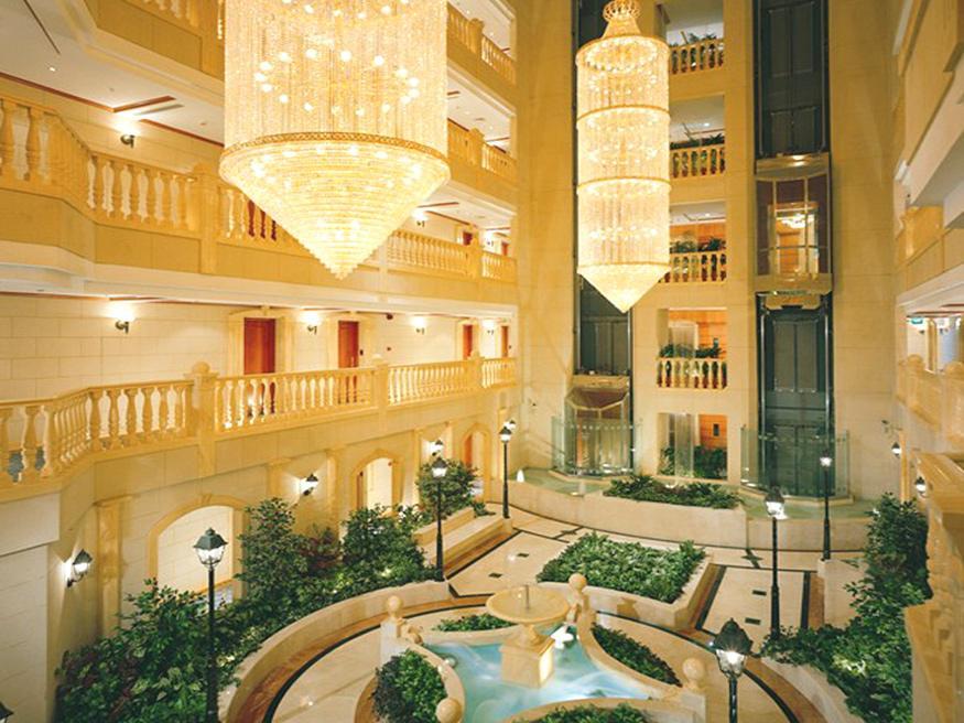 Knight Castle Hotel Dubai Exteriör bild The lobby of the Grand Hyatt Hotel